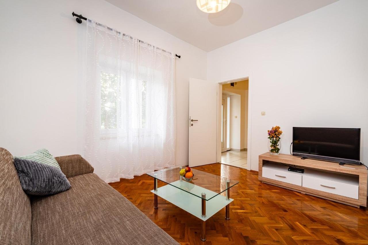 Apartment Eva Maslenica Εξωτερικό φωτογραφία